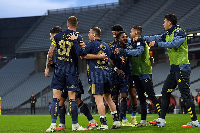 Fenerbahçe’den transferde ters köşe! Yeni orta saha...