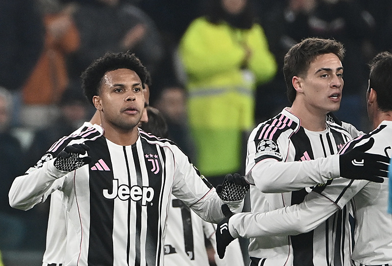 Fenerbahçe’den transferde ters köşe! Yeni orta saha...