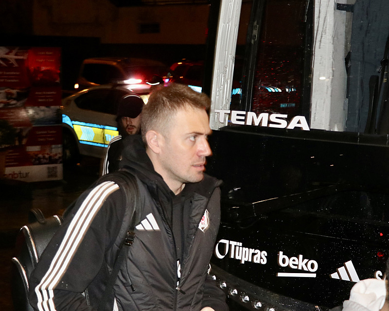 Beşiktaş ile Fenerbahçe arasında dev takas! Mert Günok’a karşılık...