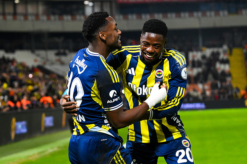 Sebastian Szymanski’ye Fransa’dan istek!