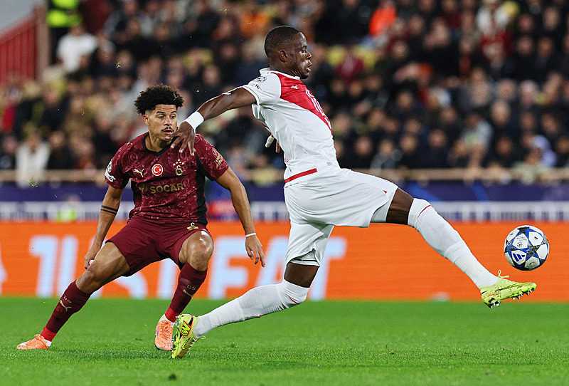Aslan’ın gözü yine Monaco’da! Okan Buruk transfere onay verdi