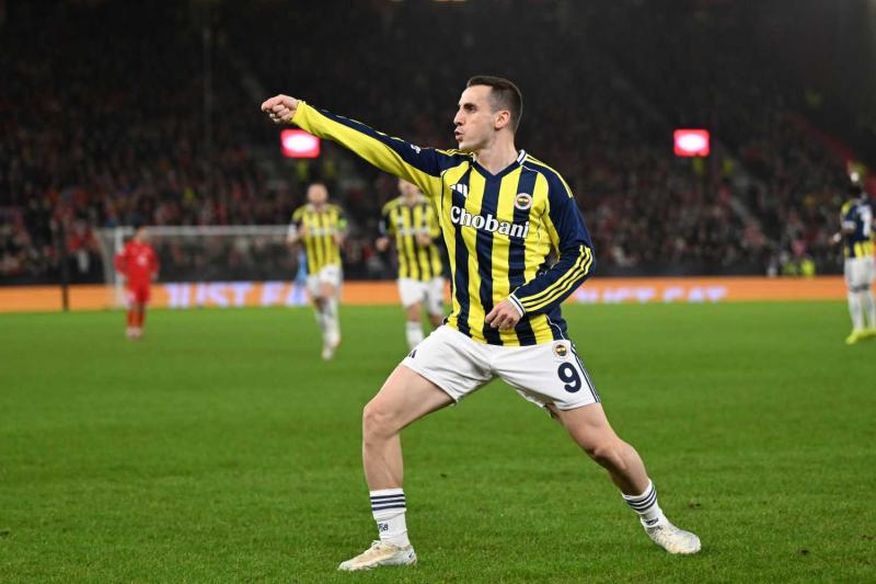 Fenerbahçe’den rekor transfer! En pahalılar listesinde hangi futbolcular var?