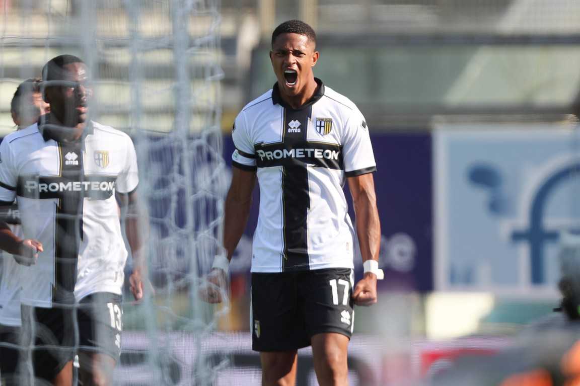 Fenerbahçe’de karar zamanı! Transfer görüşmeleri devam ediyor