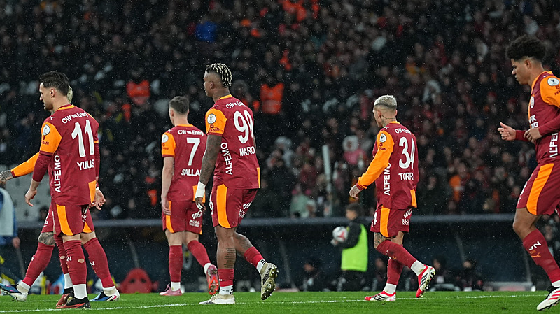 Spor yazarları Galatasaray-Fenerbahçe maçını yorumladı
