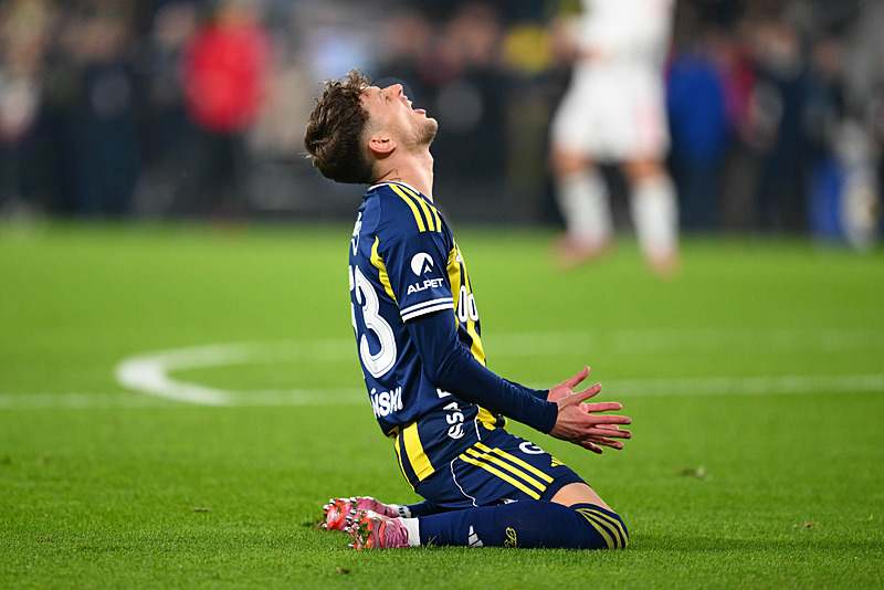 TRANSFER HABERİ: Szymanski Fenerbahçe’den ayrılıyor!