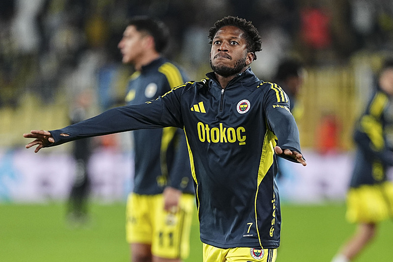 TRANSFER HABERİ: 2 isim ayrılıyor Fenerbahçe kasayı dolduruyor