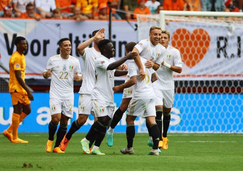 Galatasaray transferden vazgeçti mi? Frattesi...