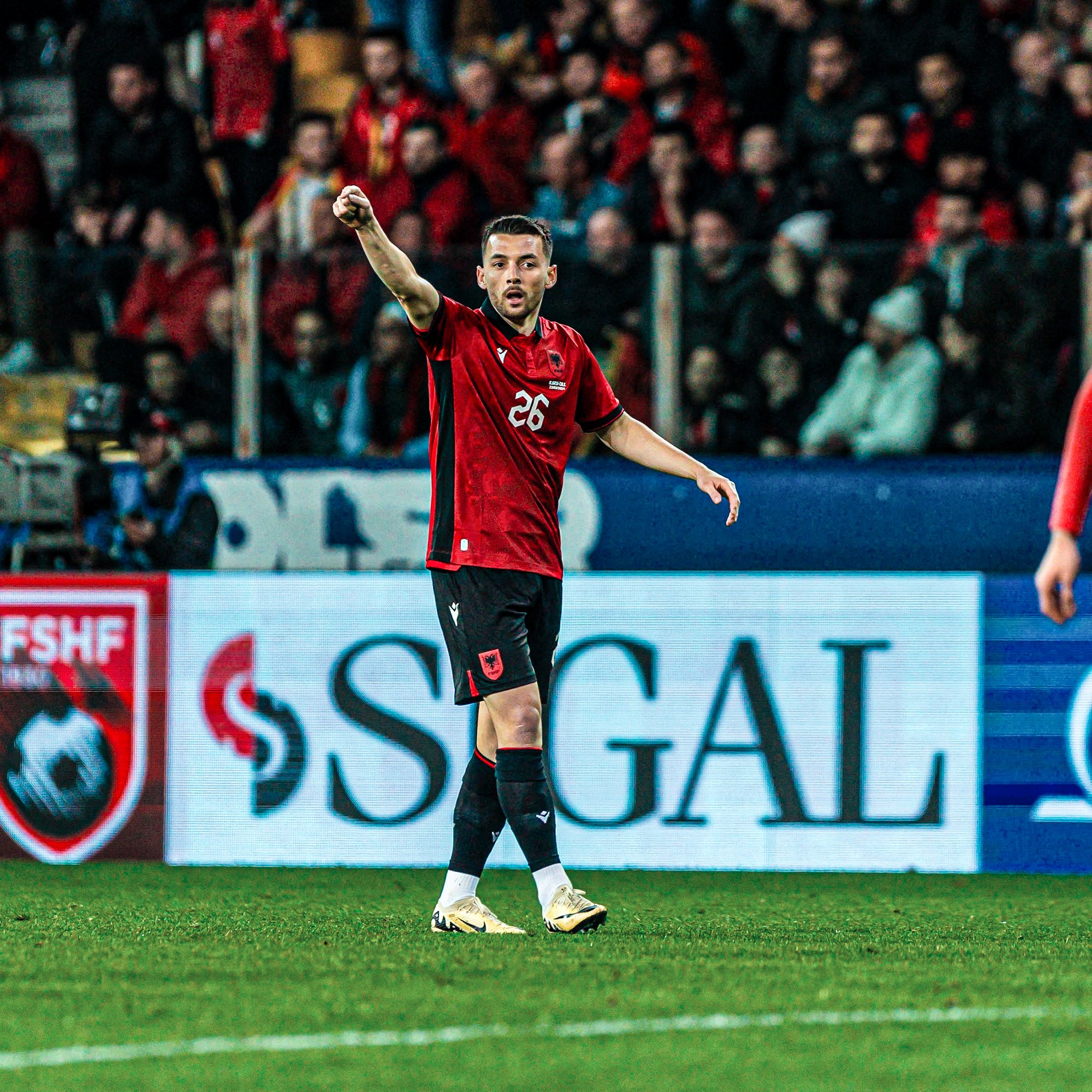 Galatasaray’dan kanada Arbër Hoxha hamlesi! Resmi teklif yapıldı