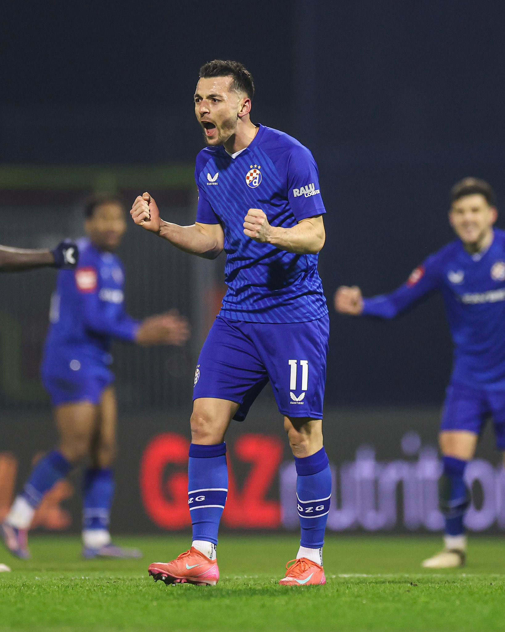 Arber Hoxha KİMDİR? Kaç yaşında ve nereli? Hoxha hangi takımlarda oynadı?