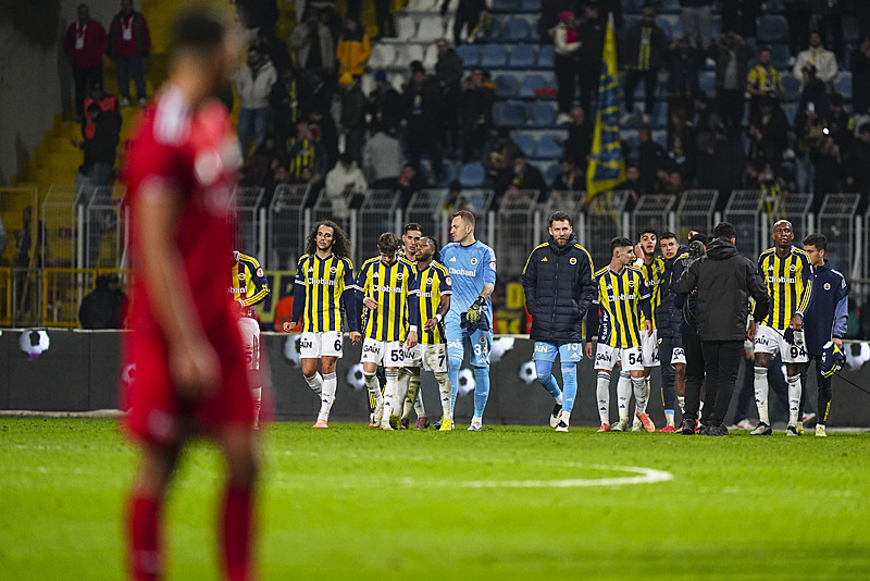 Fenerbahçe’den eski yıldızı için flaş transfer hamlesi! Tedesco onay verirse...