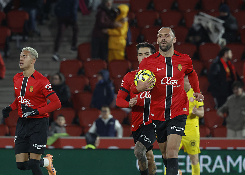 Fenerbahçe’den eski yıldızı için flaş transfer hamlesi! Tedesco onay verirse...