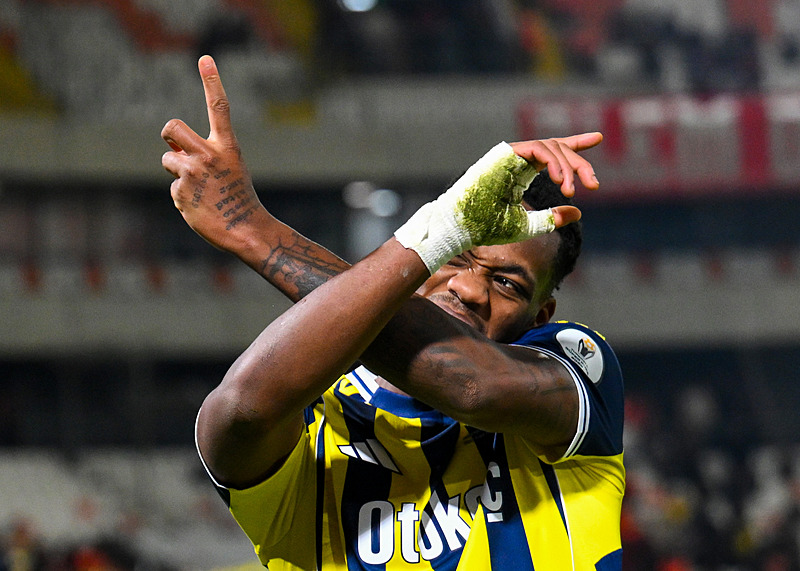 TRANSFER HABERİ: Napoli’den Fenerbahçeli bir yıldıza daha kanca!