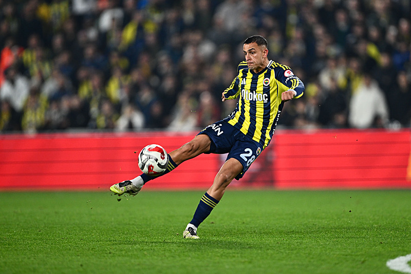 Fenerbahçe’de 3 ayrılık daha!