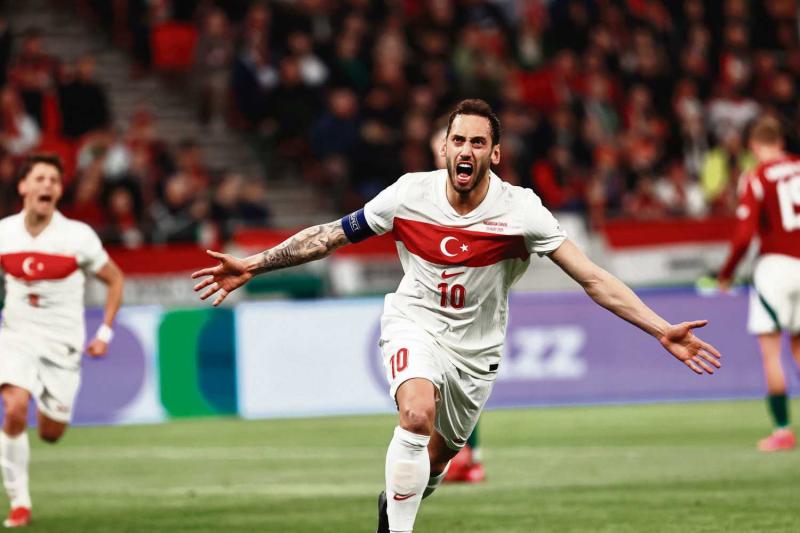 Galatasaray rotayı Hakan Çalhanoğlu’na çevirdi! Görüşme ortaya çıktı