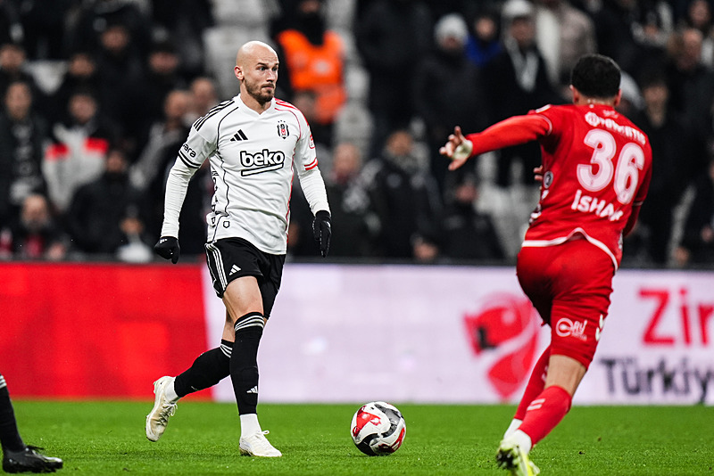 Spor yazarlarından Beşiktaş-Ankara Keçiörengücü maçı değerlendirmeleri