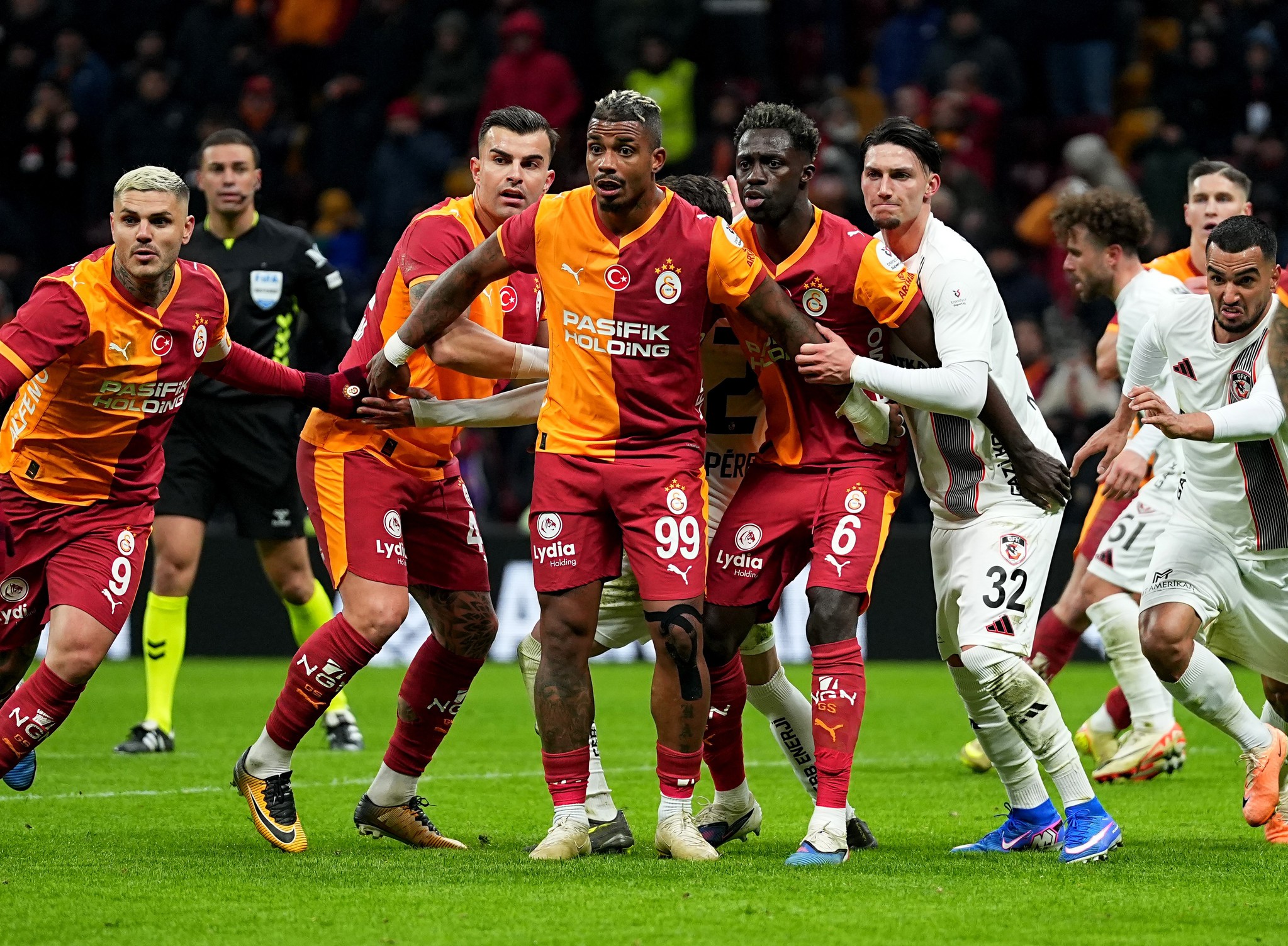 Spor yazarları Galatasaray-Gaziantep FK maçını yorumladı