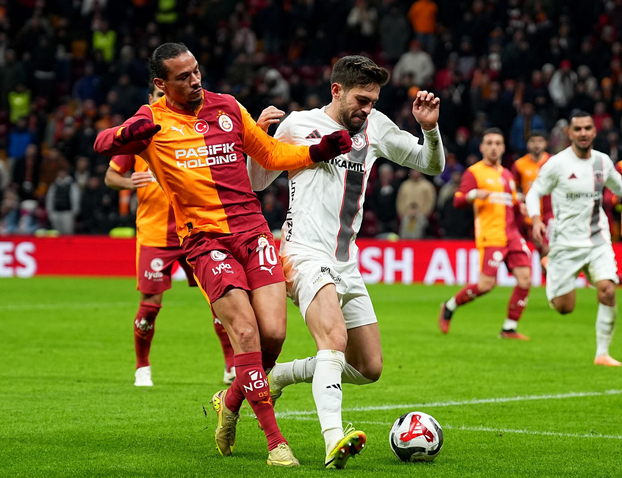 Spor yazarları Galatasaray-Gaziantep FK maçını yorumladı