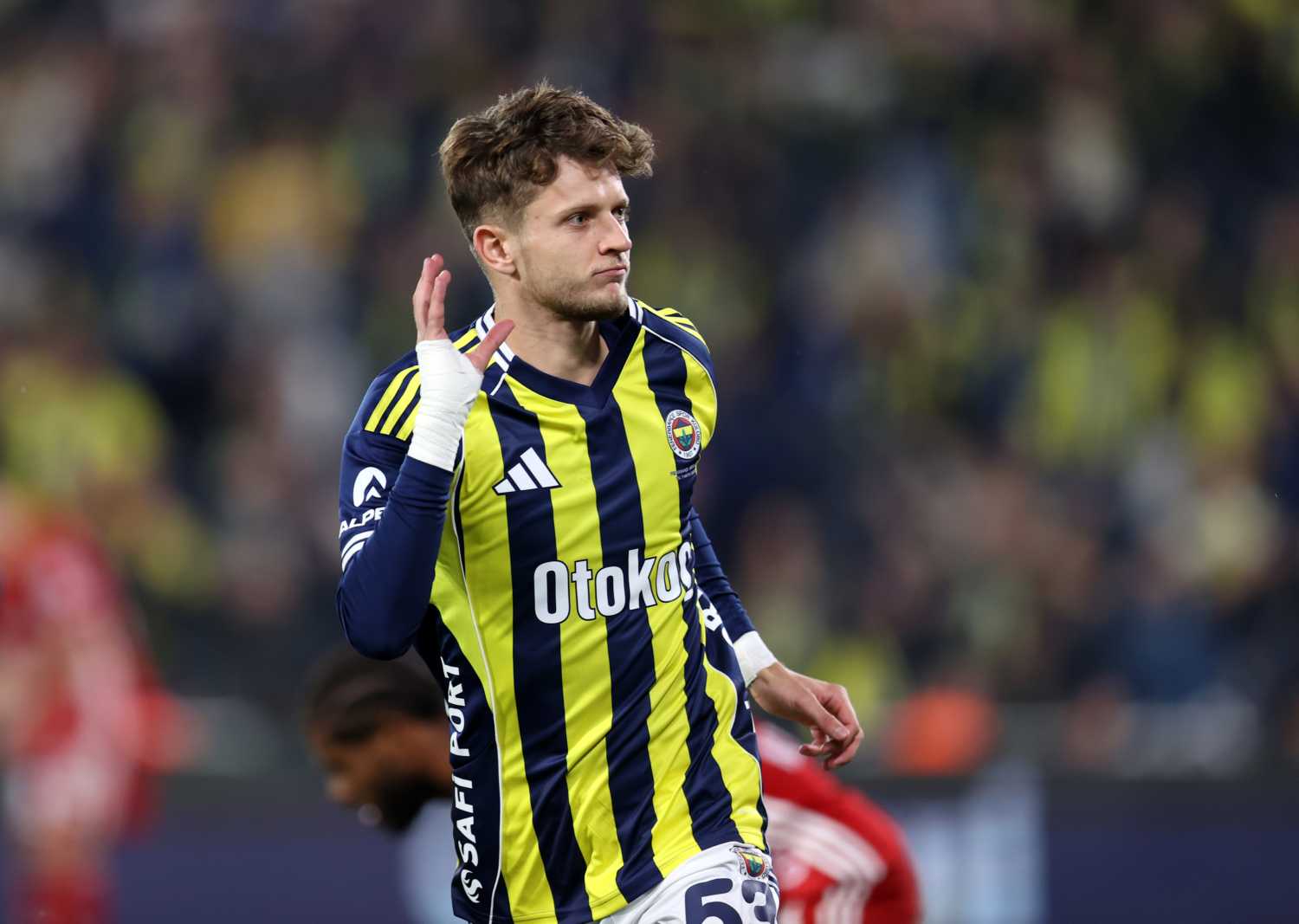 Fenerbahçe’de ayrılık an meselesi! Transfer bedeli ortaya çıktı