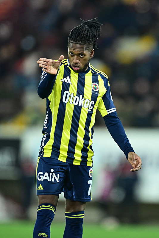 Brezilya ekibi Fenerbahçeli futbolcuda ısrarcı! Yeni teklif yapılacak