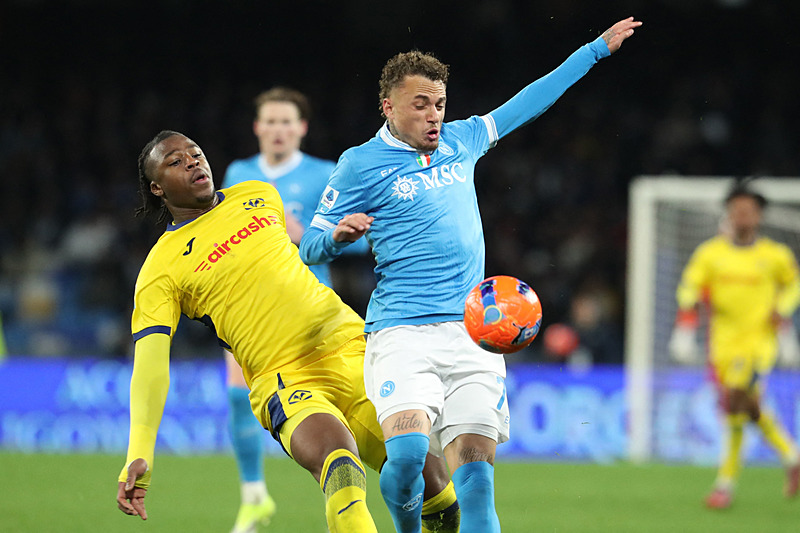 Galatasaray’da Noa Lang çıkmazı! Napoli o konuda inat ediyor