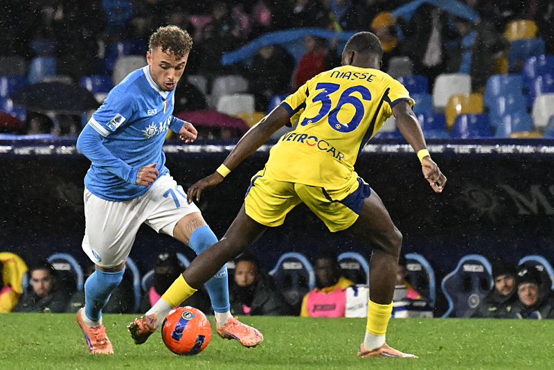 Galatasaray’da Noa Lang çıkmazı! Napoli o konuda inat ediyor