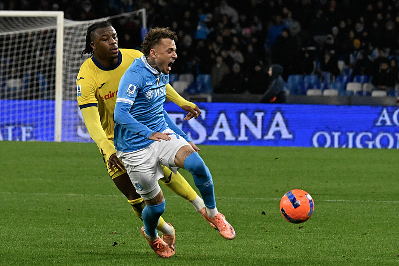 Noa Lang Galatasaray’da! Transferde mutlu son