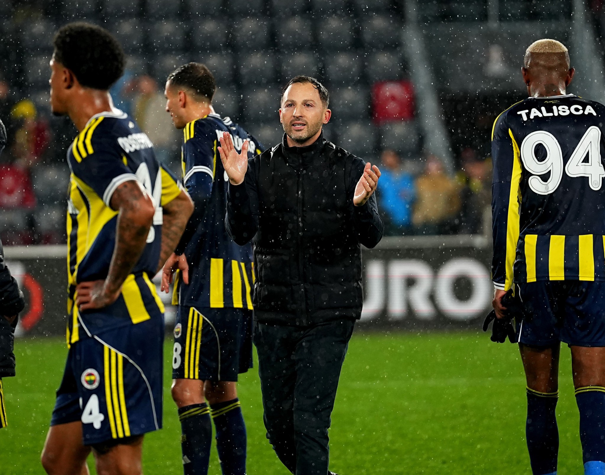 Spor yazarları Fenerbahçe - Aston Villa maçını yorumladı!