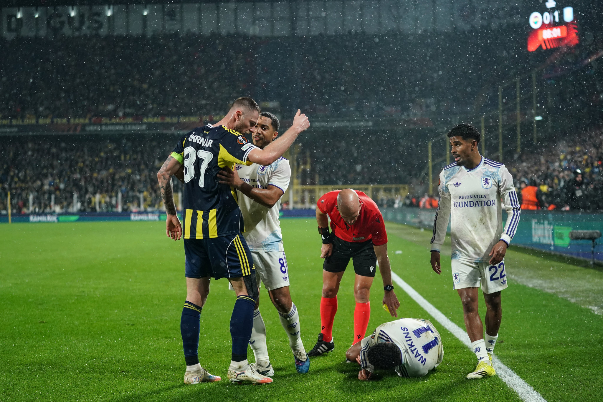 Spor yazarları Fenerbahçe - Aston Villa maçını yorumladı!