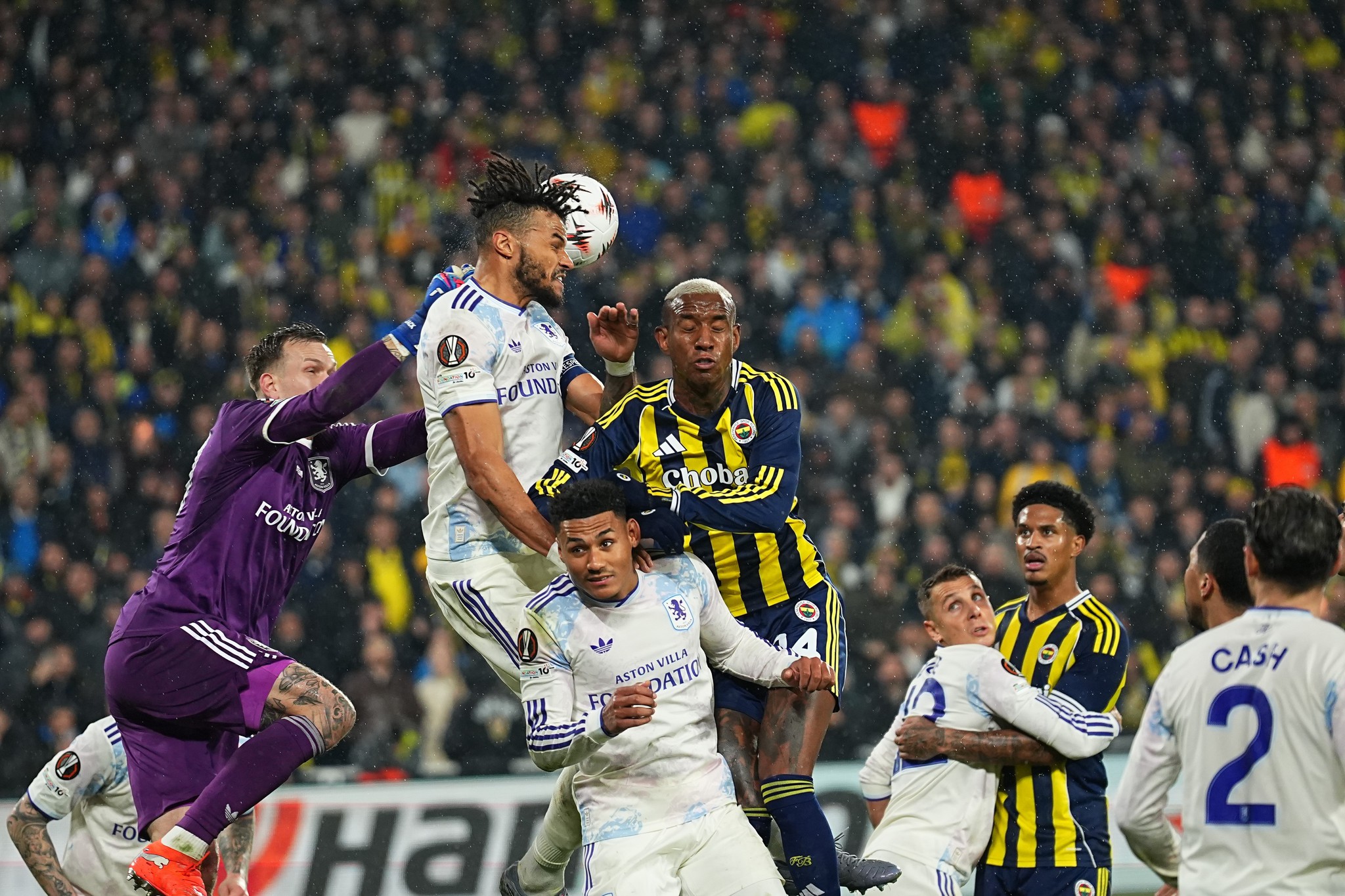 Spor yazarları Fenerbahçe - Aston Villa maçını yorumladı!