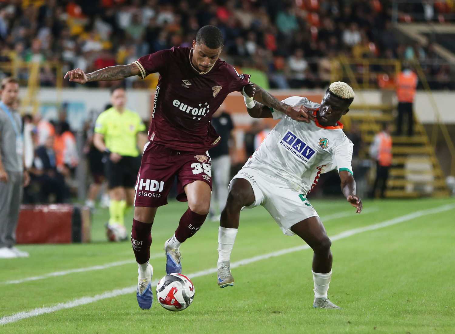 Fenerbahçe Kante’nin alternatifini Süper Lig’de buldu!