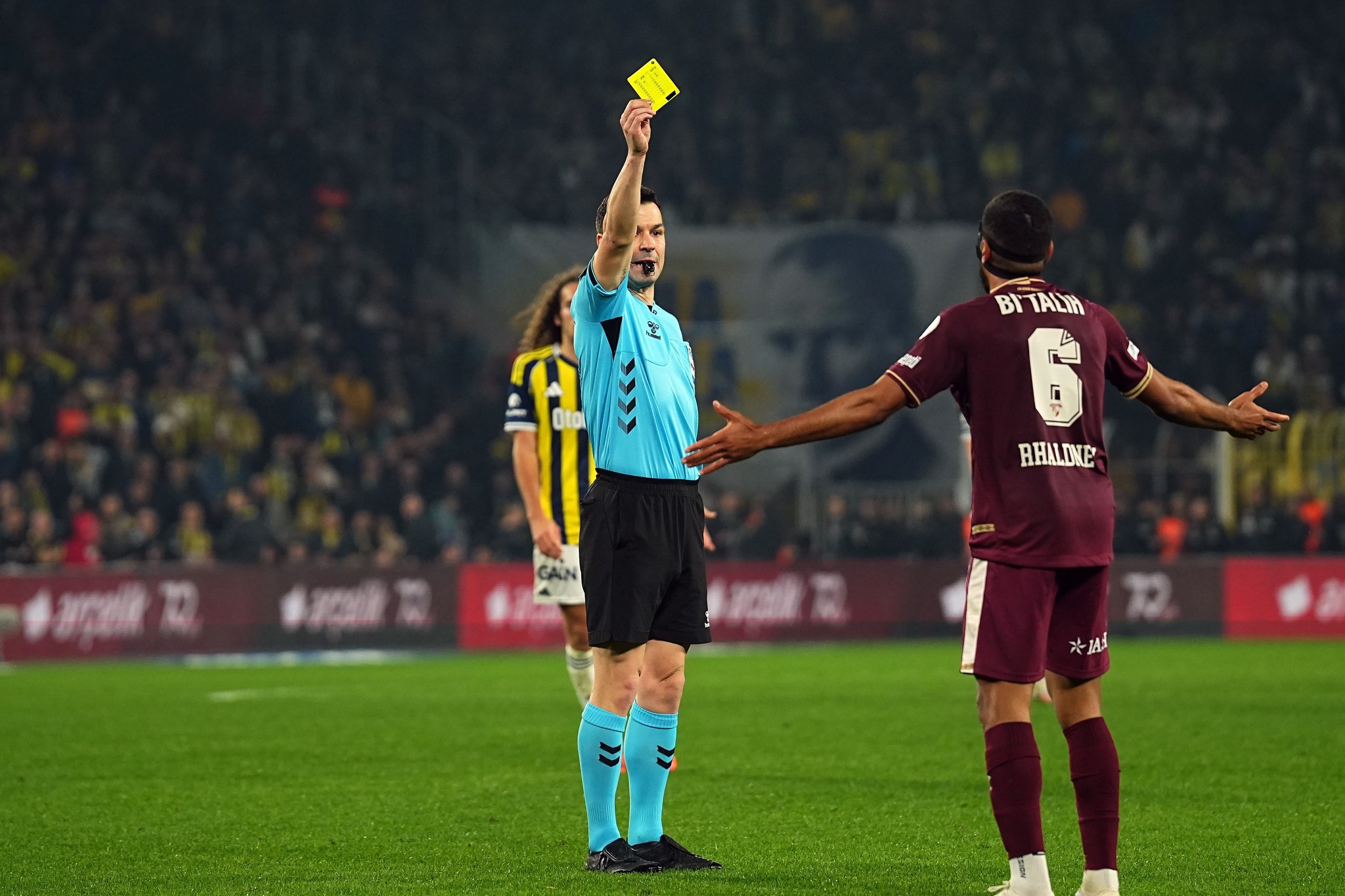 Spor yazarları Fenerbahçe - Göztepe maçını yorumladı!