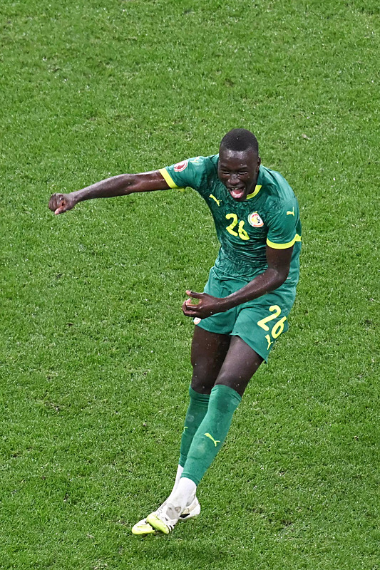 TRANSFER HABERİ: Galatasaray’a şampiyon orta saha!