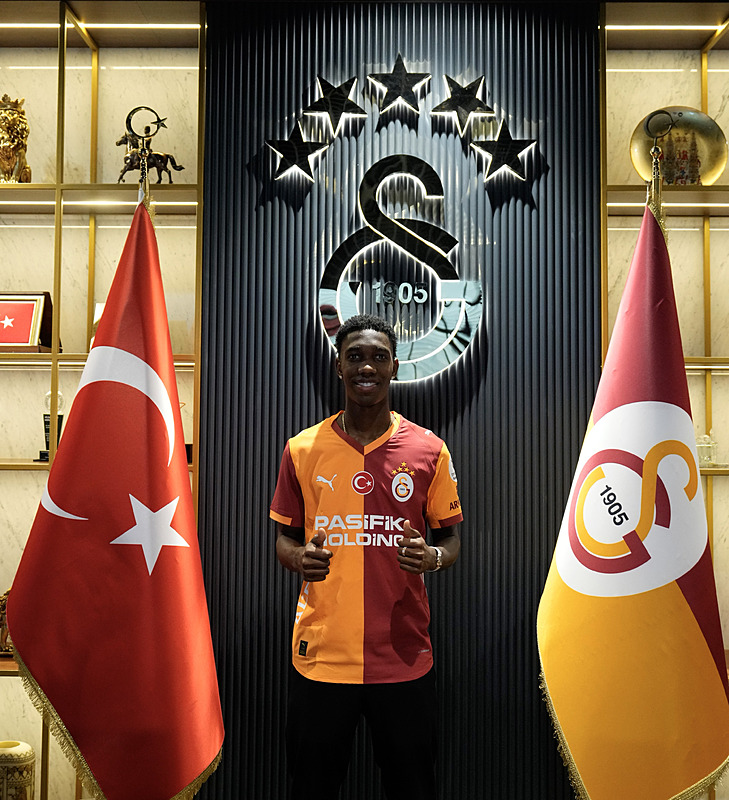 Galatasaray’da sıcak gelişme! Sözleşmesi askıya alınıyor