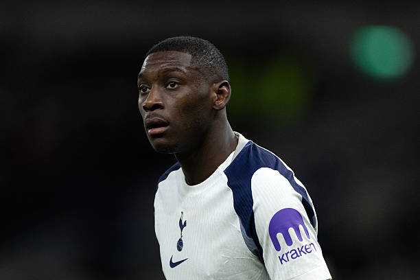 Kolo Muani KİMDİR? Kolo Muani kaç yaşında ve nereli? İstatistikleri