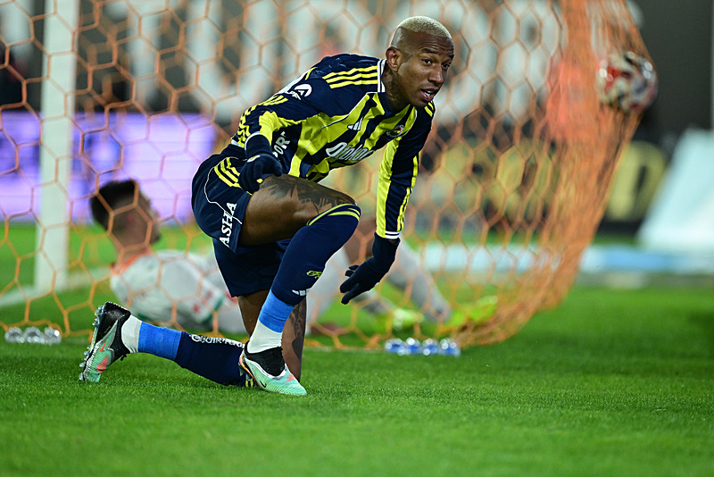 Anderson Talisca’ya dev teklif geldi! Fenerbahçe için kararını verdi