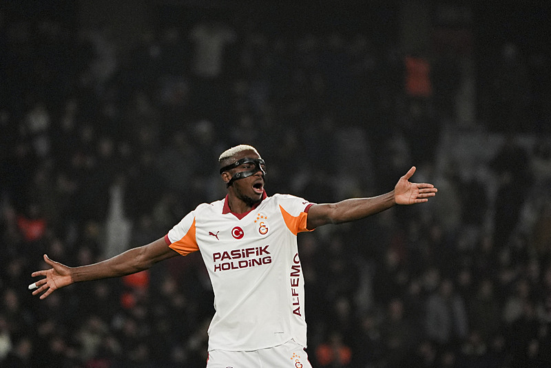 Victor Osimhen yeni rekor peşinde! Manchester City’ye gol atarsa...