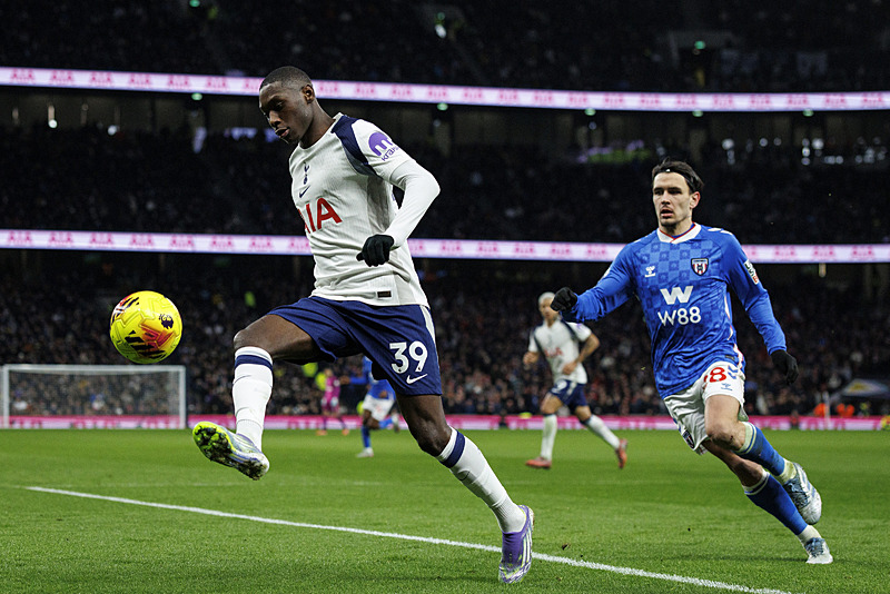 Fenerbahçe’nin hedefindeki golcü korkuttu!