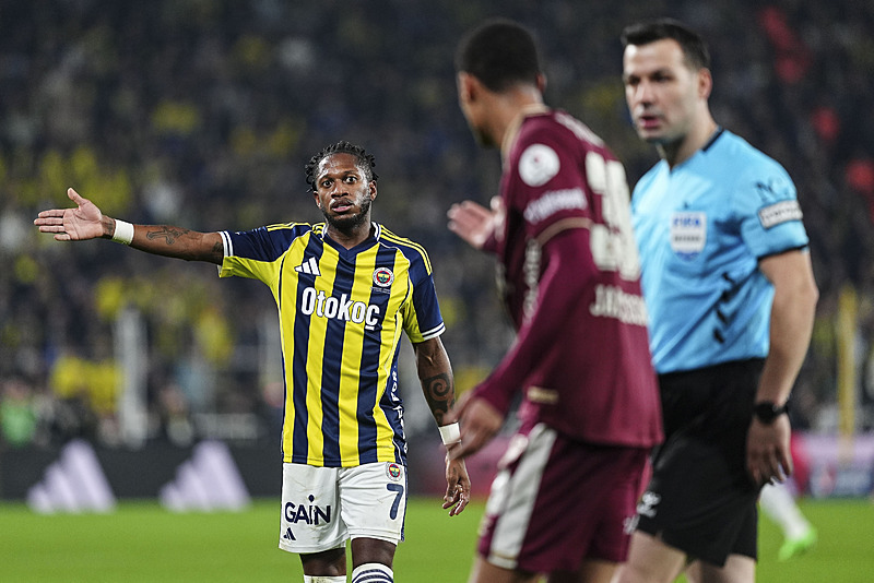 Jose Mourinho Fenerbahçe’nin yıldızını istiyor!