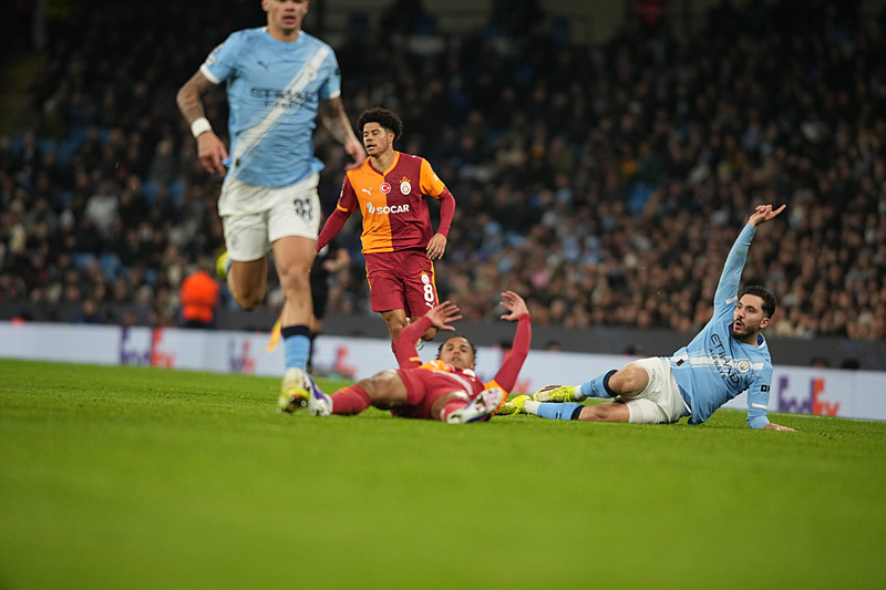 Ada basını Manchester City-Galatasaray maçını manşetlerine taşıdı!