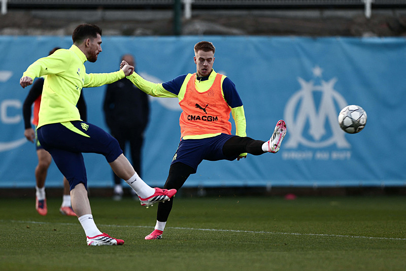 Galatasaray’dan orta sahaya gençlik aşısı! Fransız basını duyurdu
