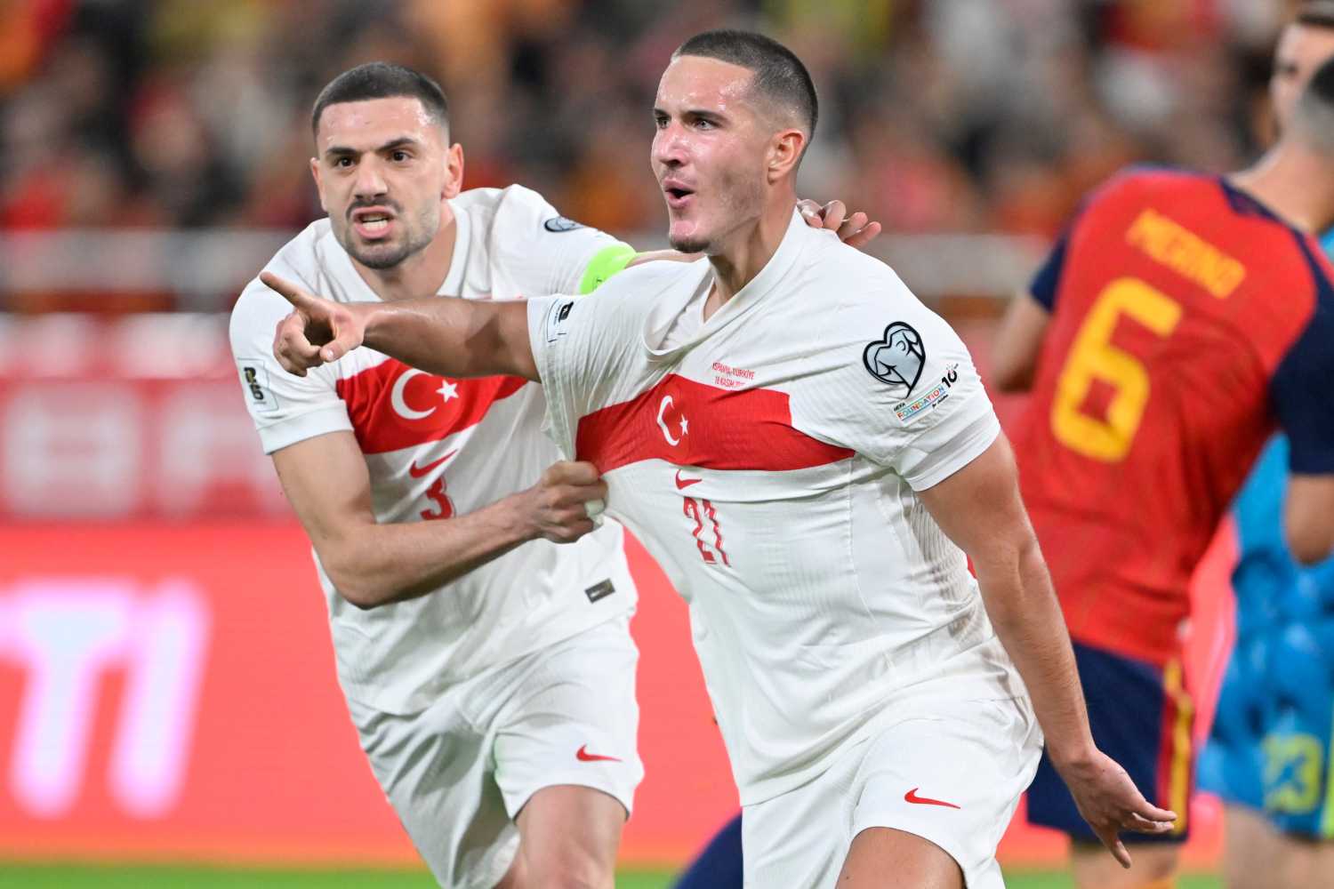 Galatasaray’dan milli futbolcuya kanca! Transfer teklifi ortaya çıktı