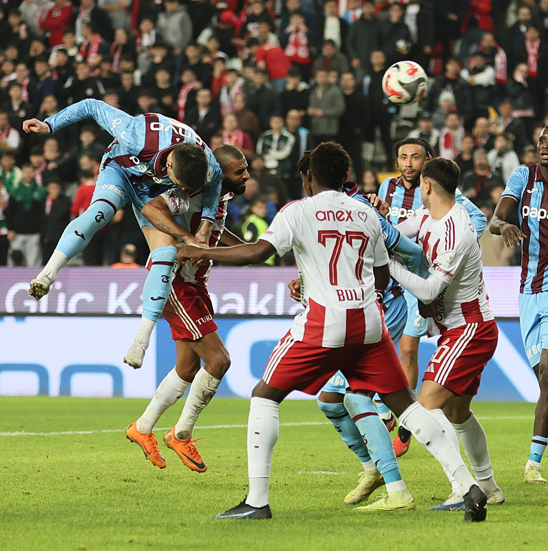 Spor yazarları Antalyaspor - Trabzonspor maçını yorumladı!