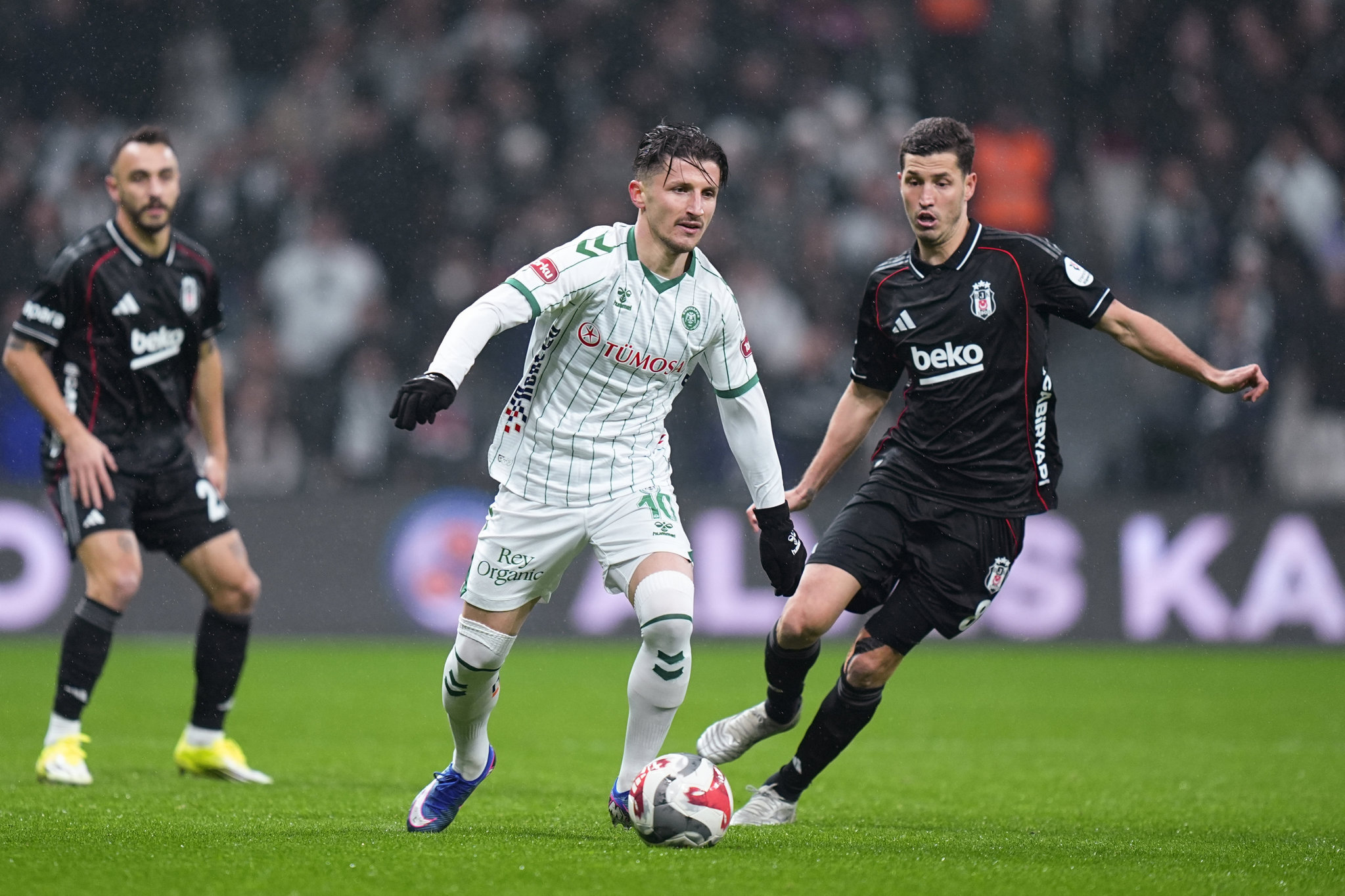 Spor yazarları Beşiktaş - Tümosan Konyaspor maçını değerlendirdi!