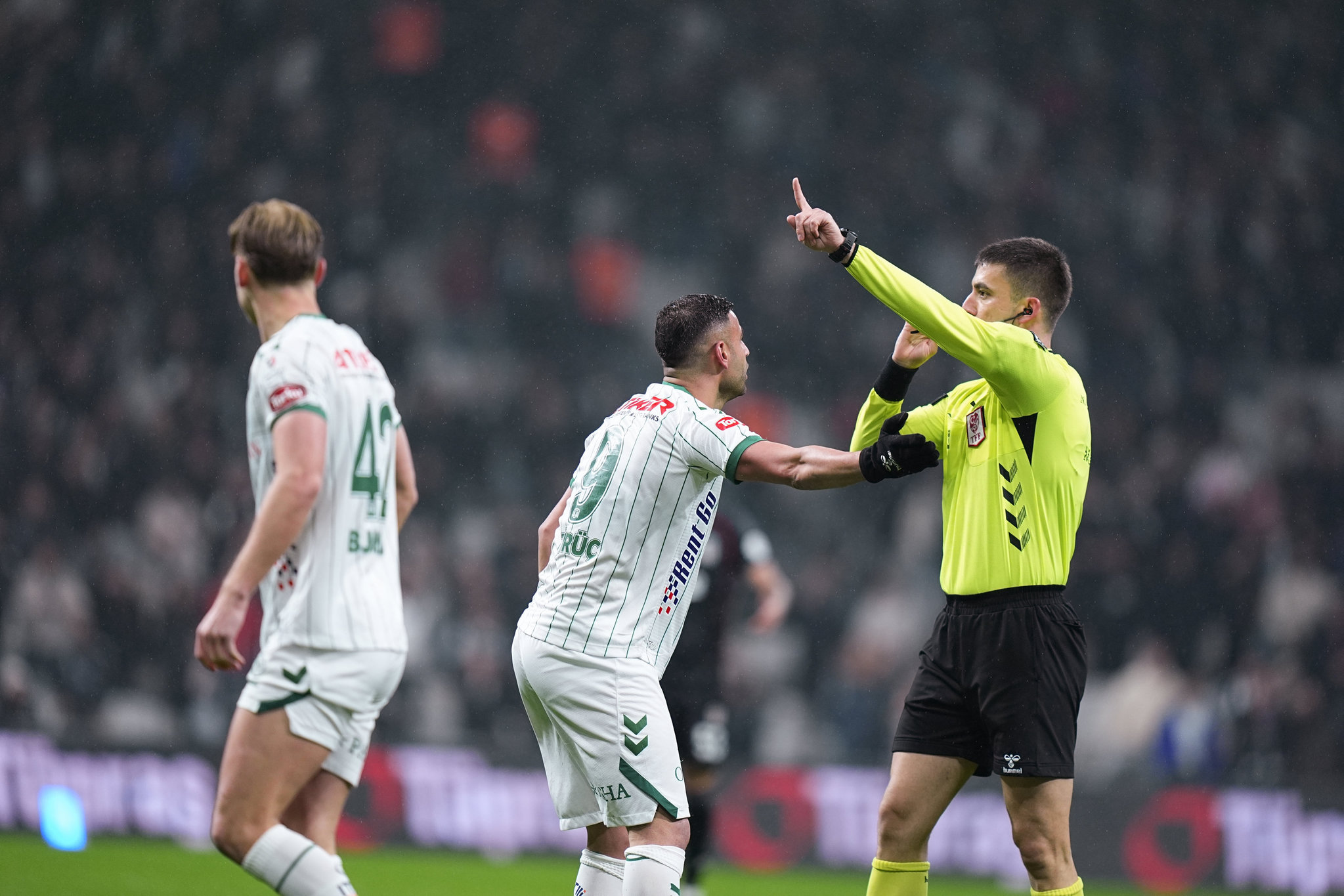 Spor yazarları Beşiktaş - Tümosan Konyaspor maçını değerlendirdi!