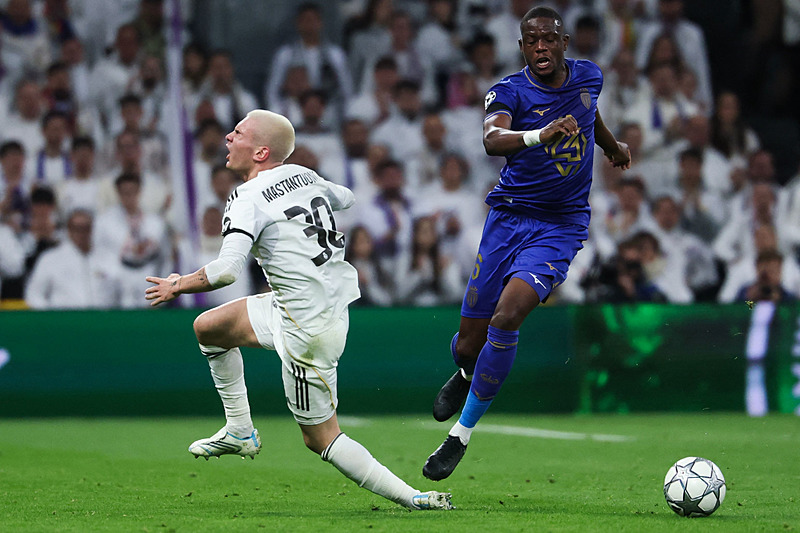 Galatasaray Denis Zakaria için resmi teklifini iletti!