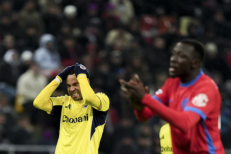 N’Golo Kante Fenerbahçe’de! Transfer TFF’ye bildirildi