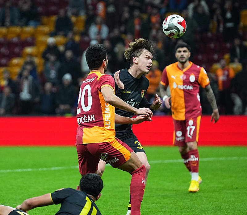 Spor yazarları Galatasaray-İstanbulspor maçını değerlendirdi