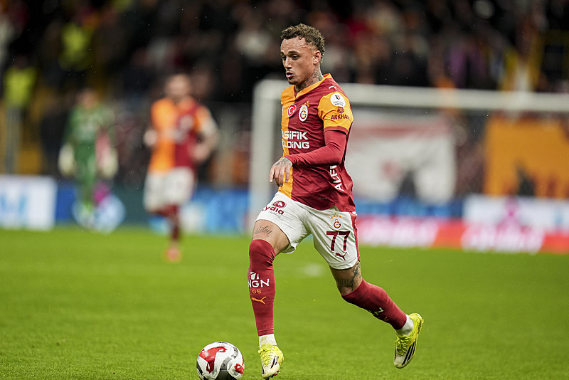 Galatasaray’da karar verildi! Noa Lang’in yeni mevkisi...