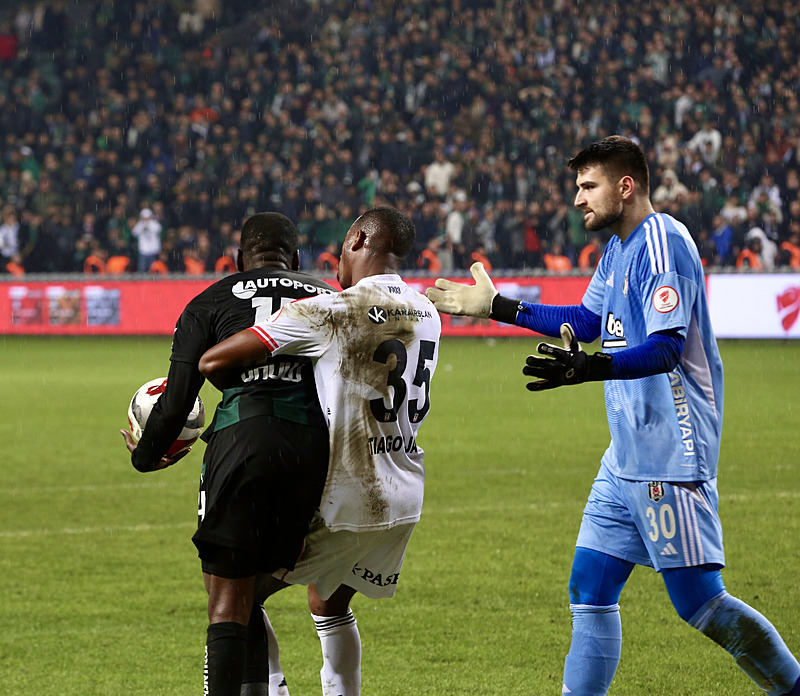 Spor yazarları Kocaelispor-Beşiktaş maçını değerlendirdi