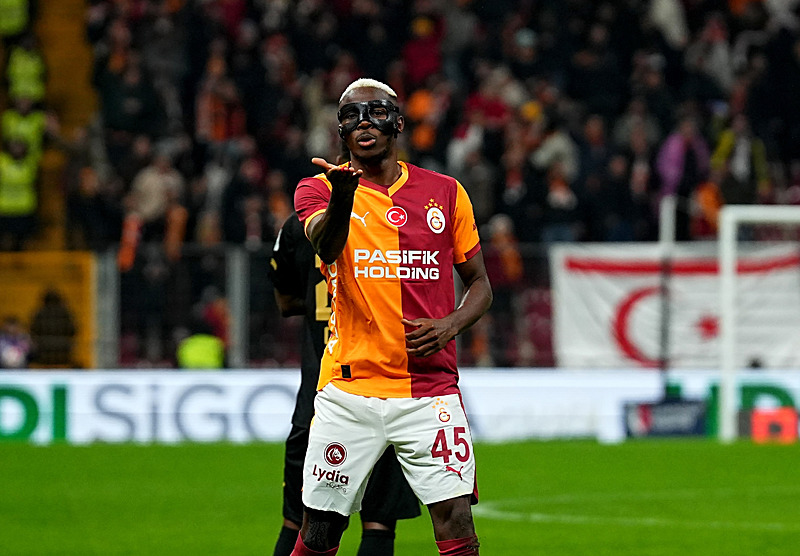 GALATASARAY HABERİ: Osimhen için flaş transfer önerisi!